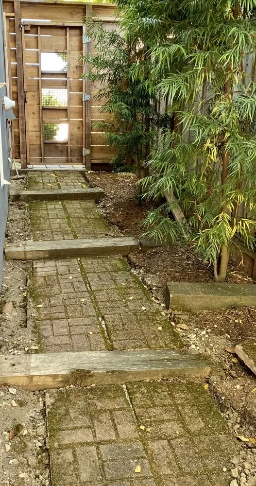 Affordable residential landscaping in Redwood City, CA by JDH Garden Services