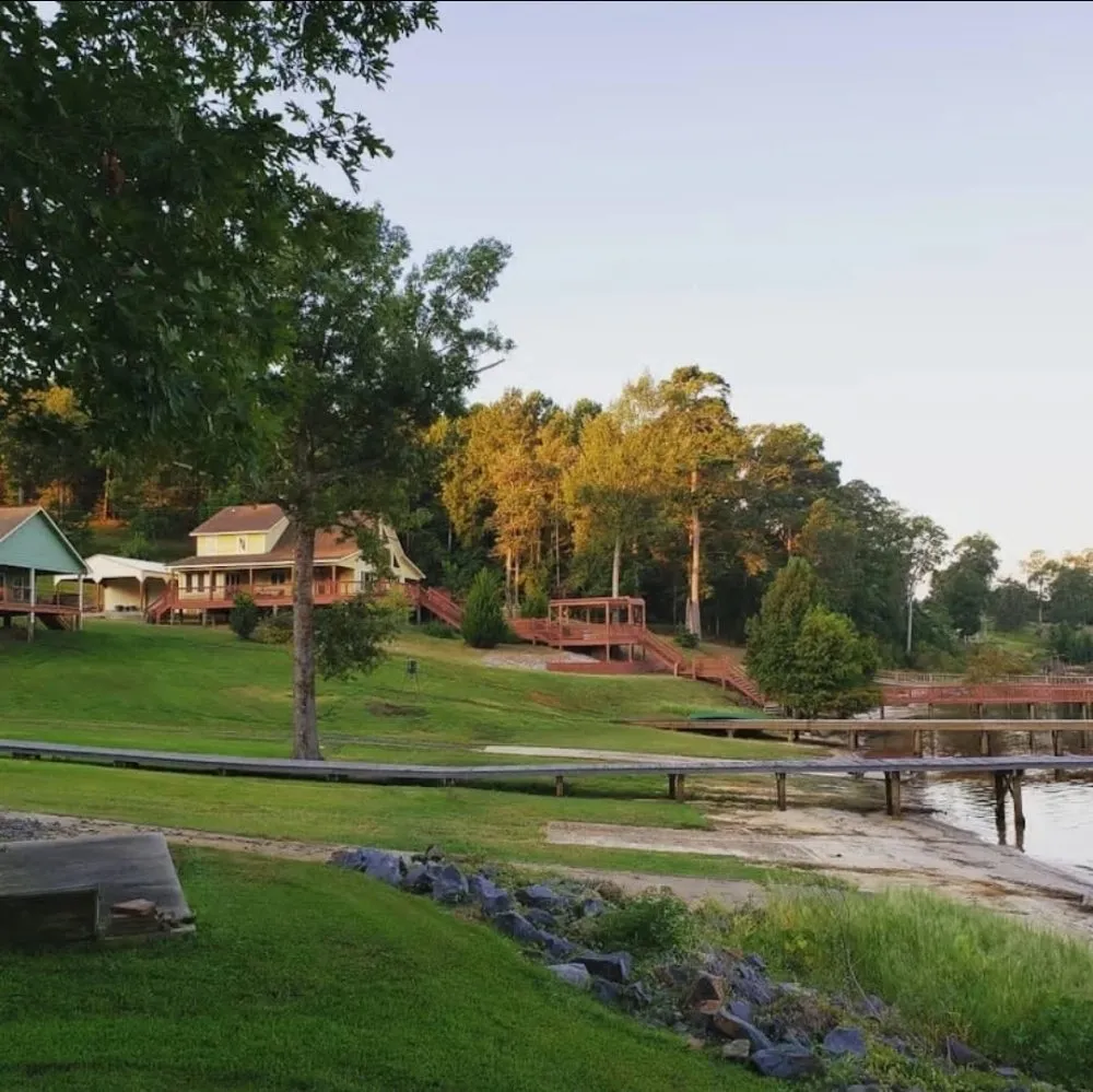 Local lawn care service for outdoor upgrades in Hornbeck, LA by JDH Lawn Care