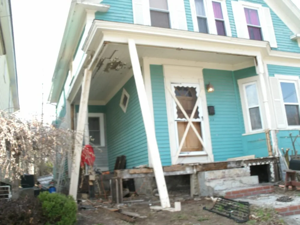 Affordable garden landscaping for year-round maintenance in Hudson, NH by JDL Incorporated