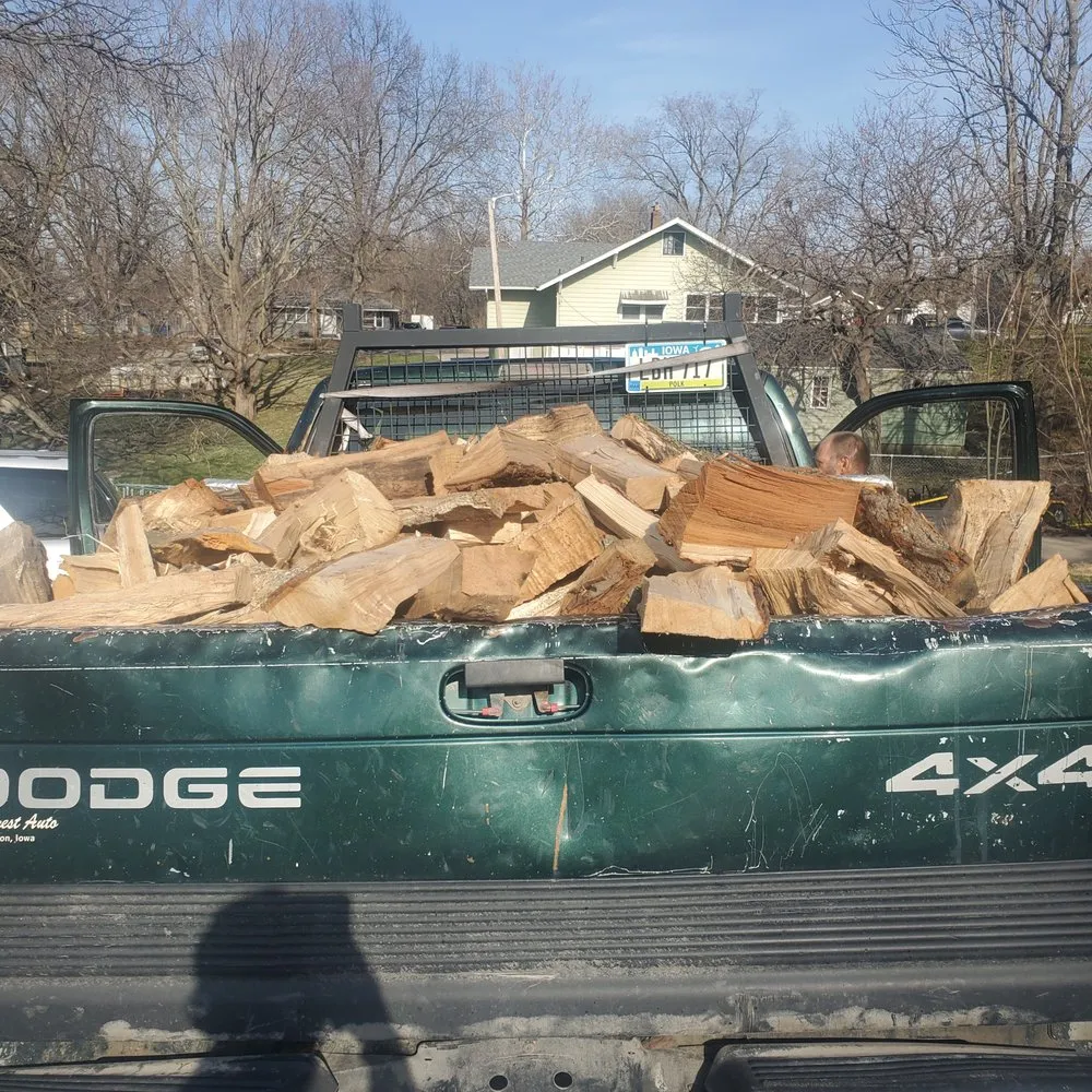 Affordable yard maintenance with custom design in Des Moines, IA by Jdm General Services