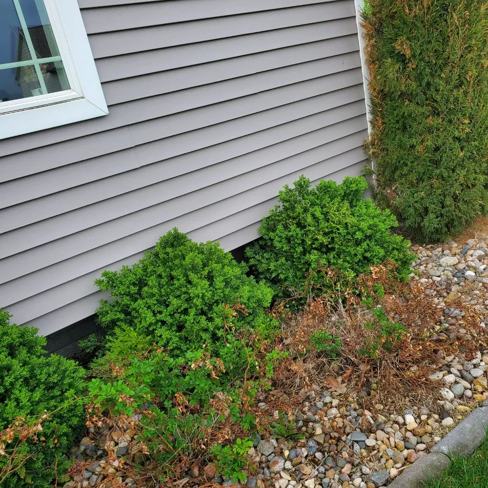 Custom outdoor landscaping in Des Moines, IA by Jdm General Services