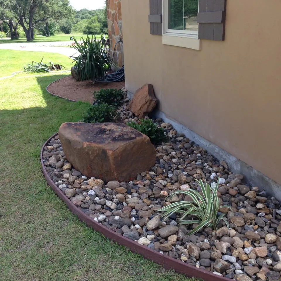 Reliable outdoor landscaping experts serving Robstown, TX - JDM Landscapes & Design