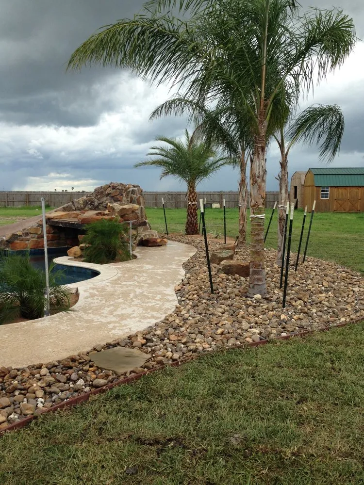 Local yard maintenance experts serving Robstown, TX - JDM Landscapes & Design