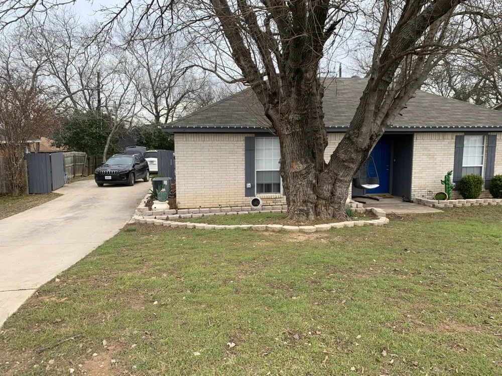 Trusted garden landscaping for homes across Weatherford, TX - JDM Lawn and Landscapes