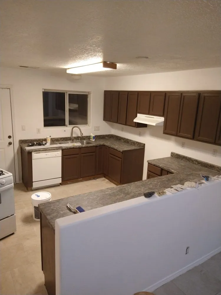 Top-rated lawn mowing service in Albuquerque, NM by J&D'S Construction