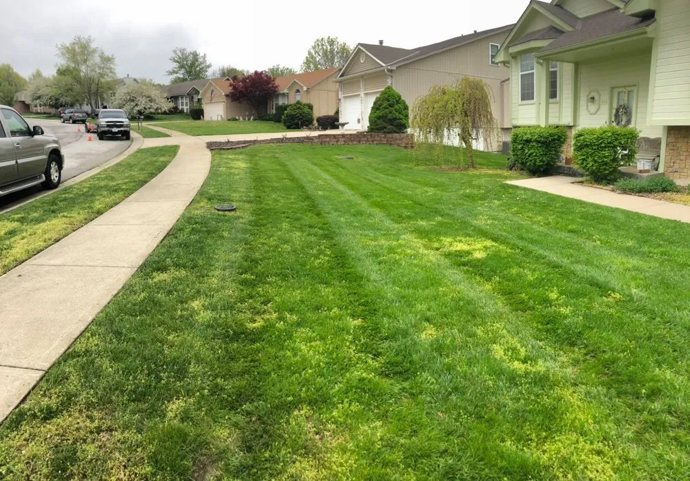 Custom outdoor landscaping in Clinton, MO by JD's Custom Mowing & Snow Removal