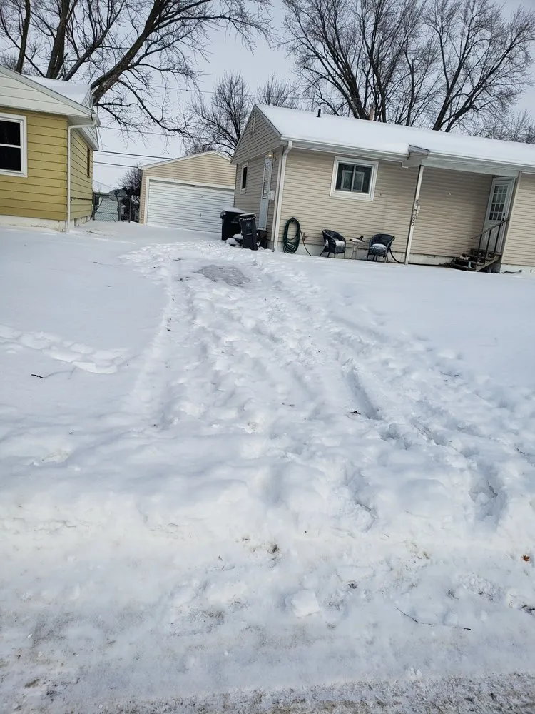 Local yard maintenance in Ely, IA by JD'S Family Lawn Care & Snow Removal Services
