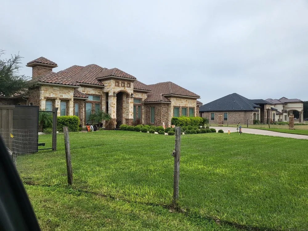 Trusted residential landscaping experts serving Edinburg, TX - JD’s Landscaping & Lawn Maintenance