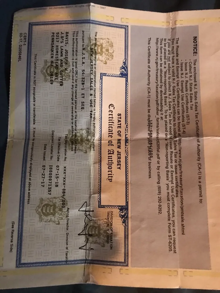 Local landscaping services experts serving Pennsauken Township, NJ - JD's Lawn & Gutters