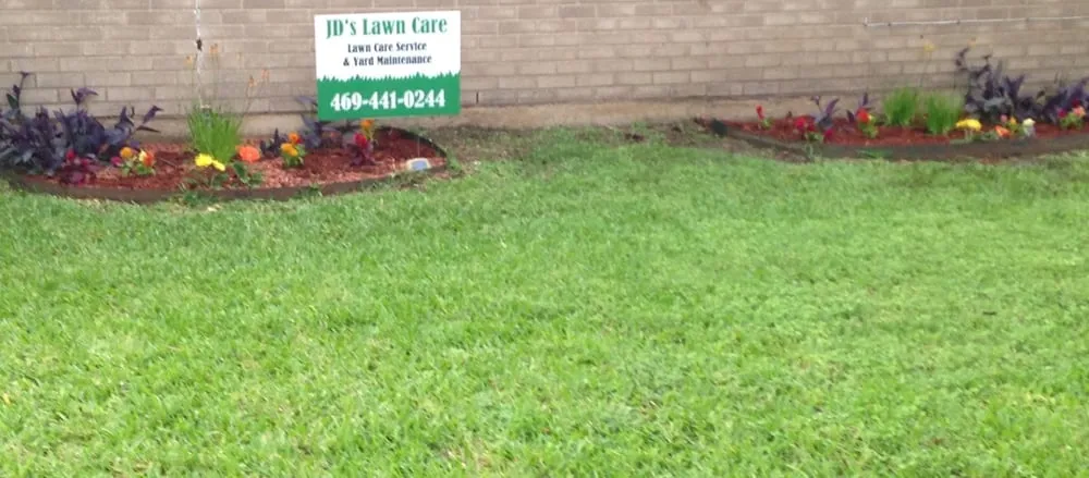 Local yard maintenance for beautiful yards in Dallas, TX by JD's Lawn Care
