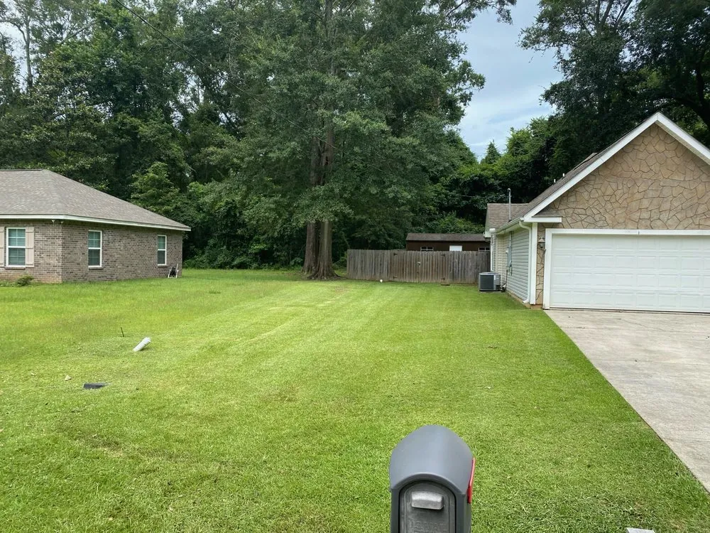 Top-rated landscape installation in Picayune, MS by JD'S Lawn Care Service