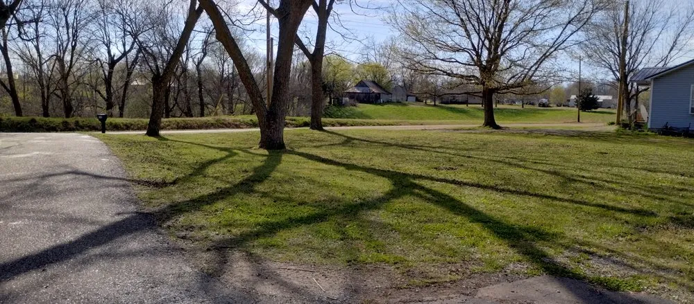 Top-rated residential landscaping in Dyersburg, TN - JDS Lawn Care Services