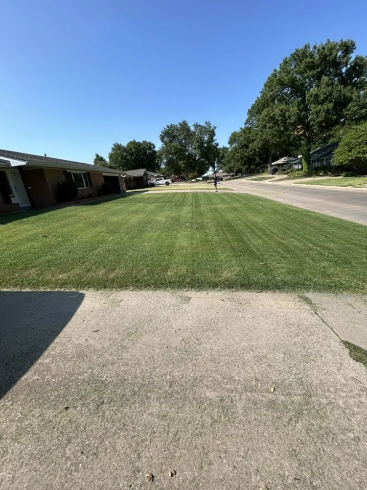 Top-rated yard maintenance for outdoor upgrades in Bartlesville, OK by JD’s Lawn Service