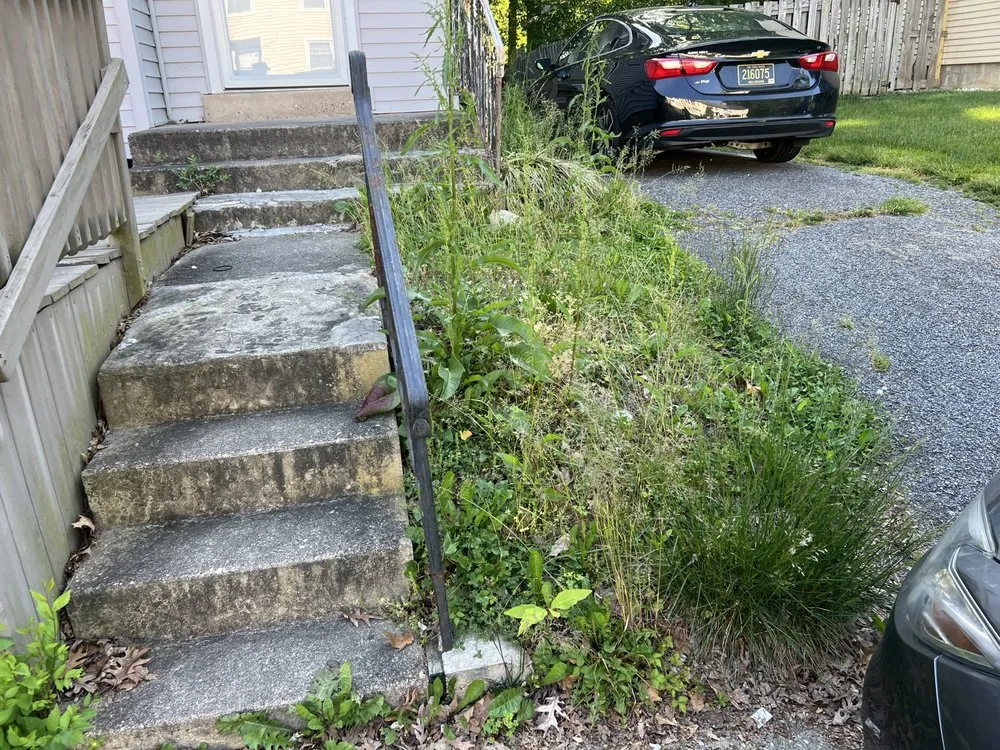 Custom lawn care service experts serving New Castle, DE - JD’s Stone And Soil