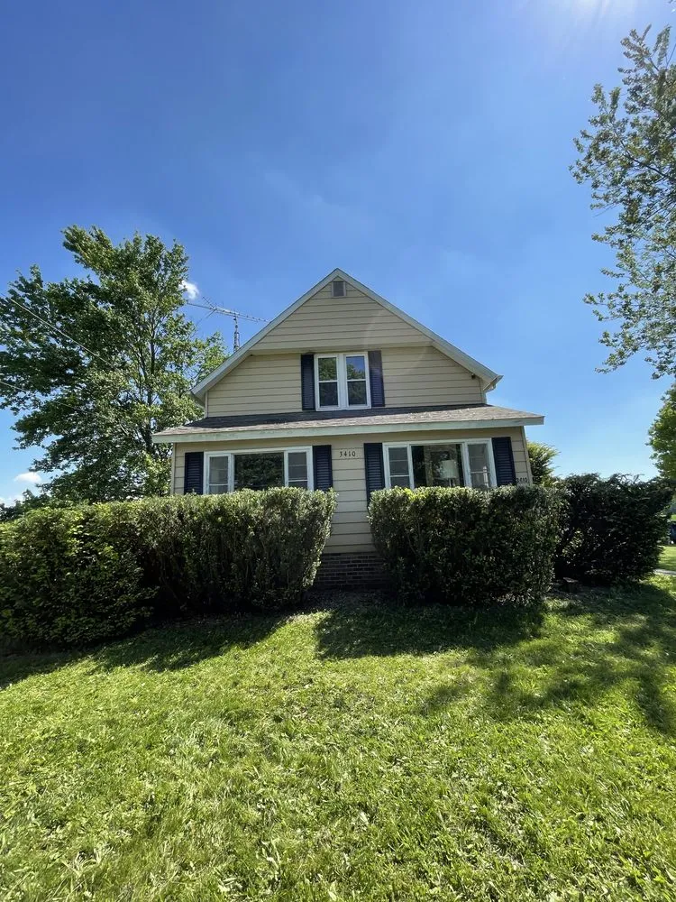 Custom garden landscaping in Muskegon, MI by Jdupras Landscape Services