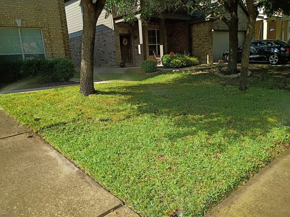 Professional residential landscaping for beautiful yards across Leander, TX - JDV Lawn and Tractor Service