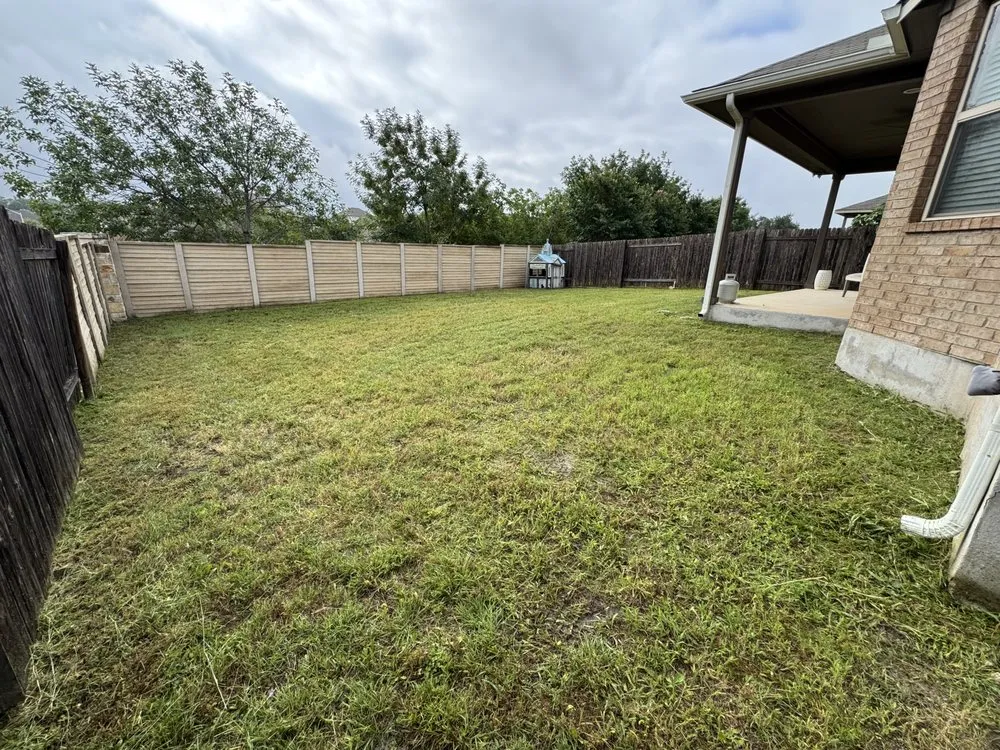 Top-rated yard cleanup service in Leander, TX - JDV Lawn and Tractor Service