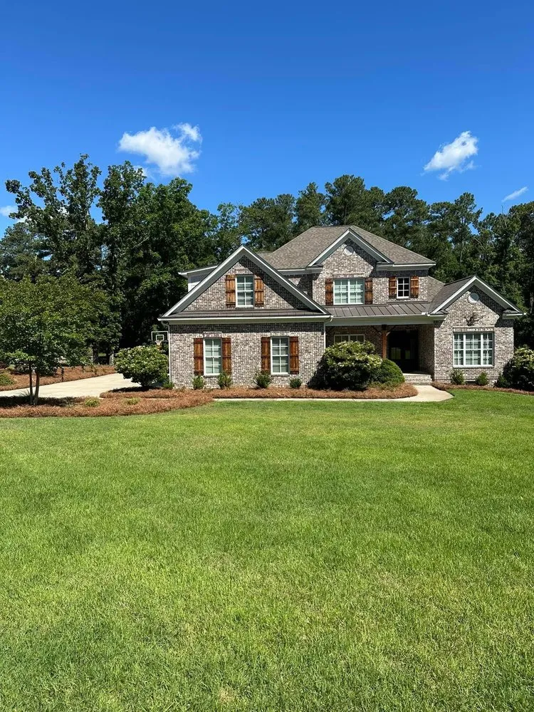 Top-rated outdoor landscaping experts serving Gaston, SC - Je & R Landscaping