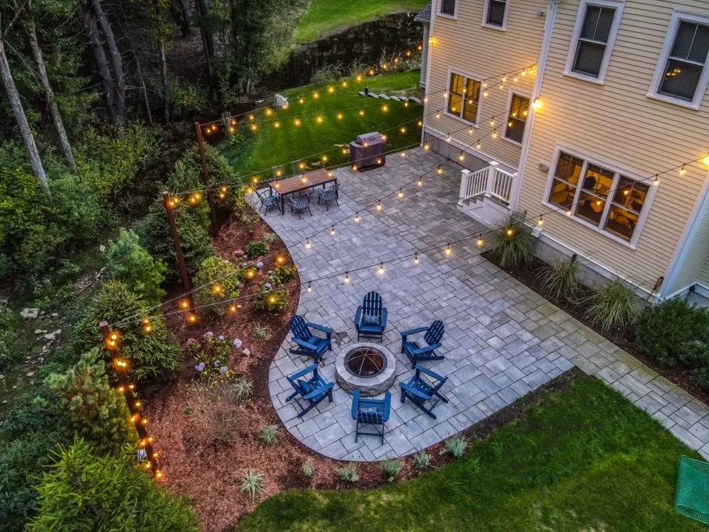 Professional residential landscaping in Woburn, MA by J&E Corp