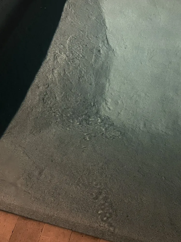 Custom lawn mowing service for homes in Woburn, MA by J&E Corp