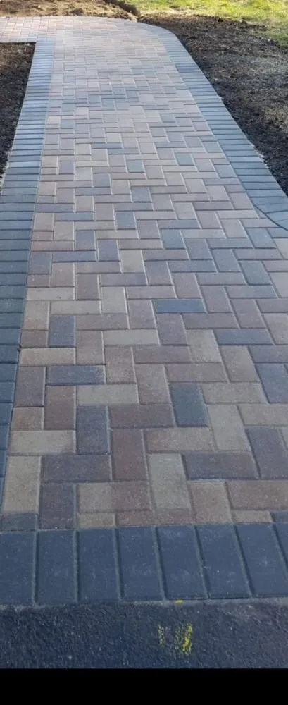 Trusted yard cleanup service for outdoor upgrades across Aurora, IL - J&E Hardscaping