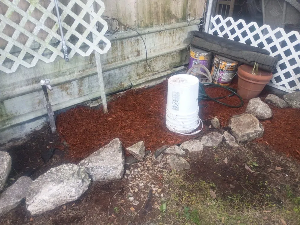 Top-rated outdoor landscaping for homes in Geneva, FL by J&E Landscaping Solution and Bounce Houses