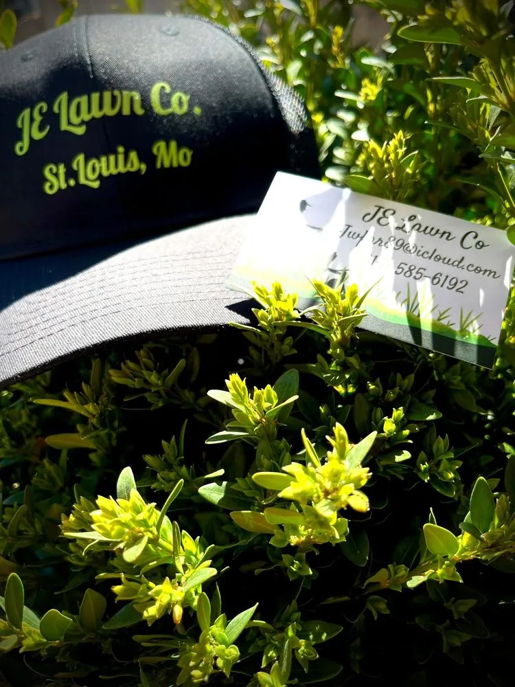 Local residential landscaping in Imperial, MO by JE Lawn