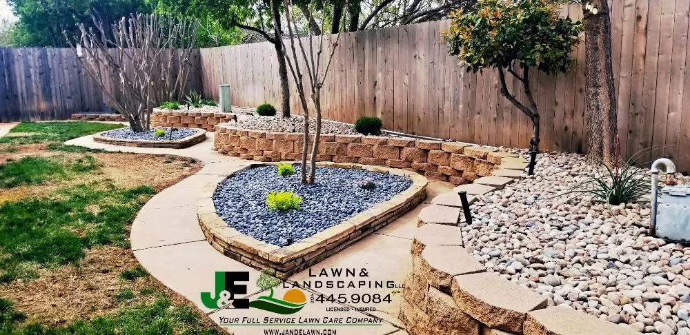 Reliable garden landscaping in Oklahoma city, OK - J&E Lawn Landscaping