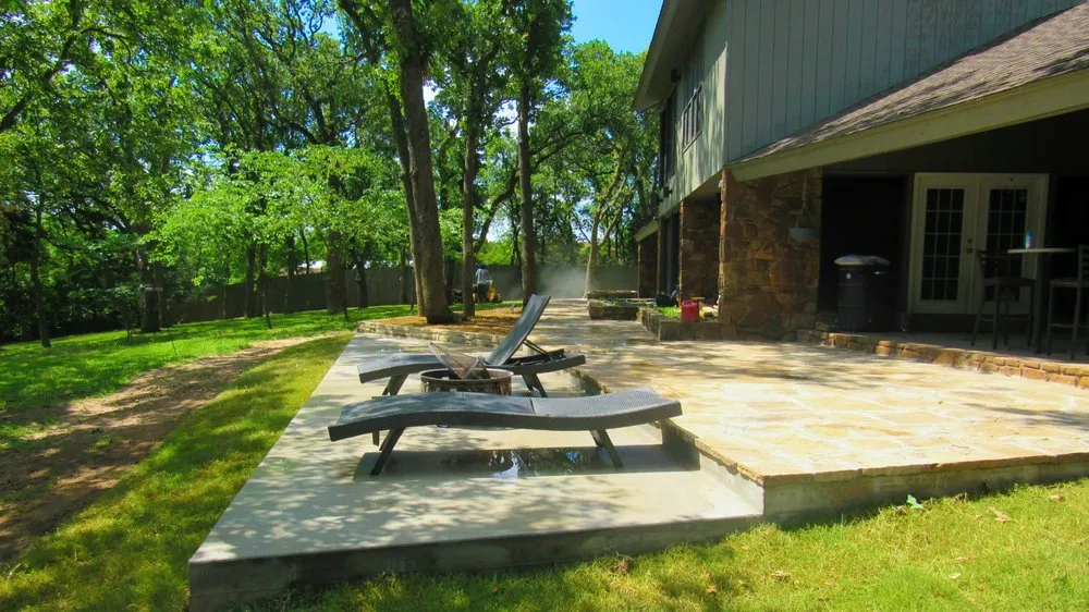 Expert landscaping services experts serving Oklahoma city, OK - J&E Lawn Landscaping