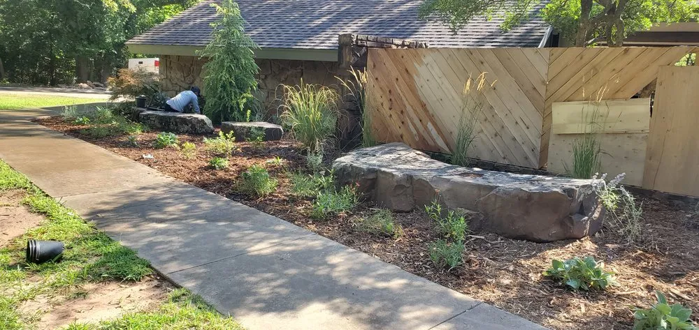 Professional lawn mowing service for beautiful yards across Oklahoma city, OK - J&E Lawn Landscaping