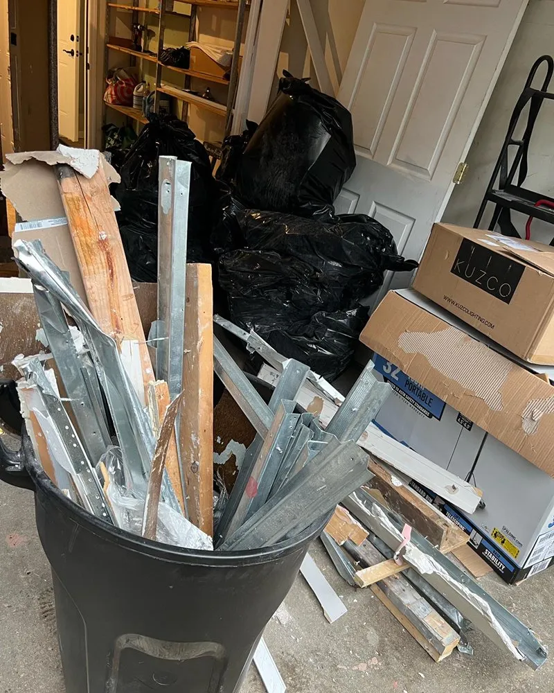 Expert yard maintenance for beautiful yards across Brooklyn, NY - J&E Professional Services