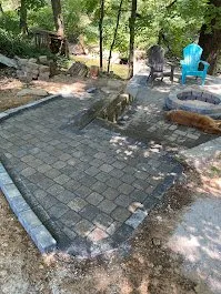 Local lawn mowing service for residential properties in Bowling Green, KY by JEA Lawn Service