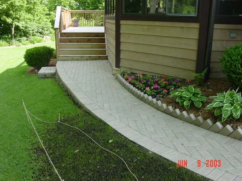 Local landscape installation experts serving Gurnee, IL - JEAM Enterprises