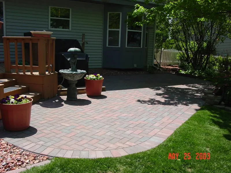 Affordable lawn care service for residential properties across Gurnee, IL - JEAM Enterprises