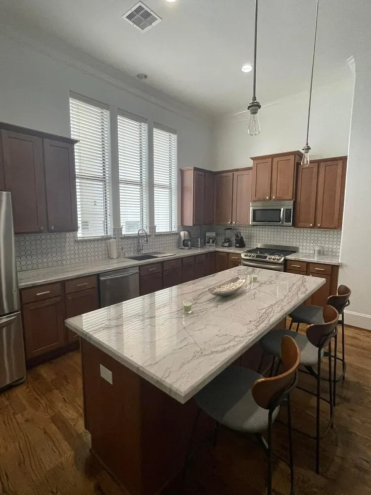 Custom lawn care service near you in Houston, TX by Jean Quila Design