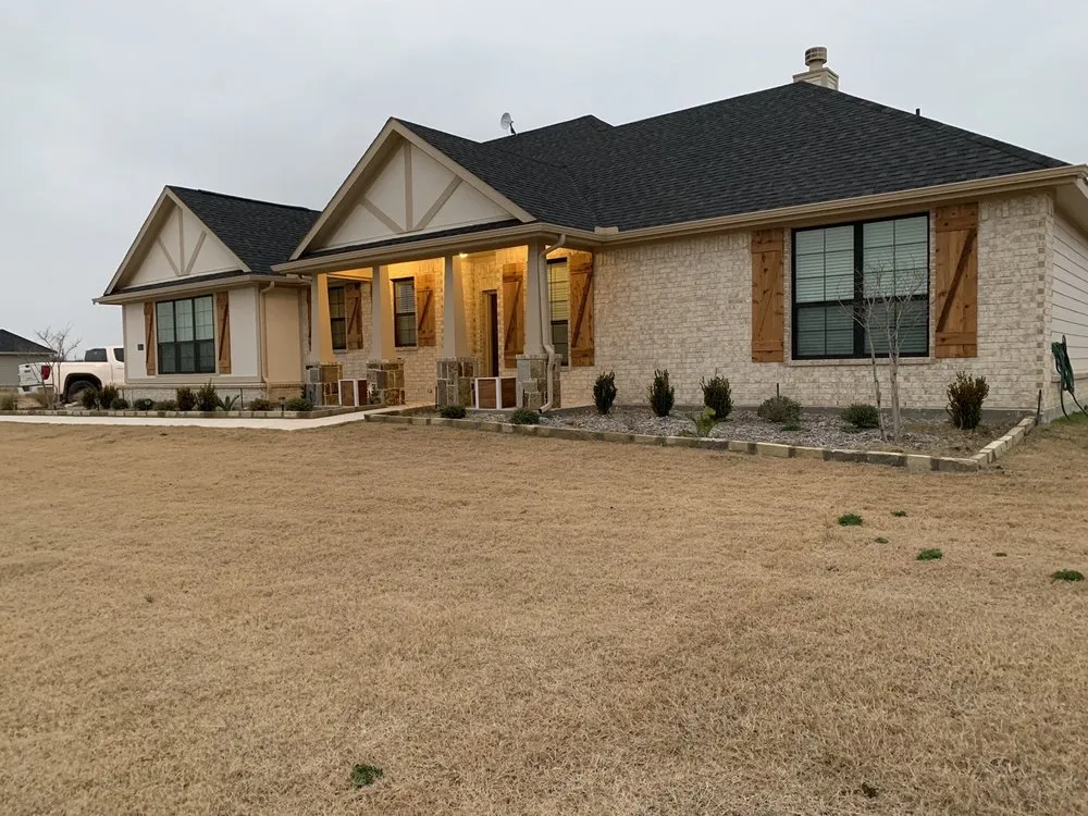 Affordable residential landscaping in Weatherford, TX by JEC Landscapes
