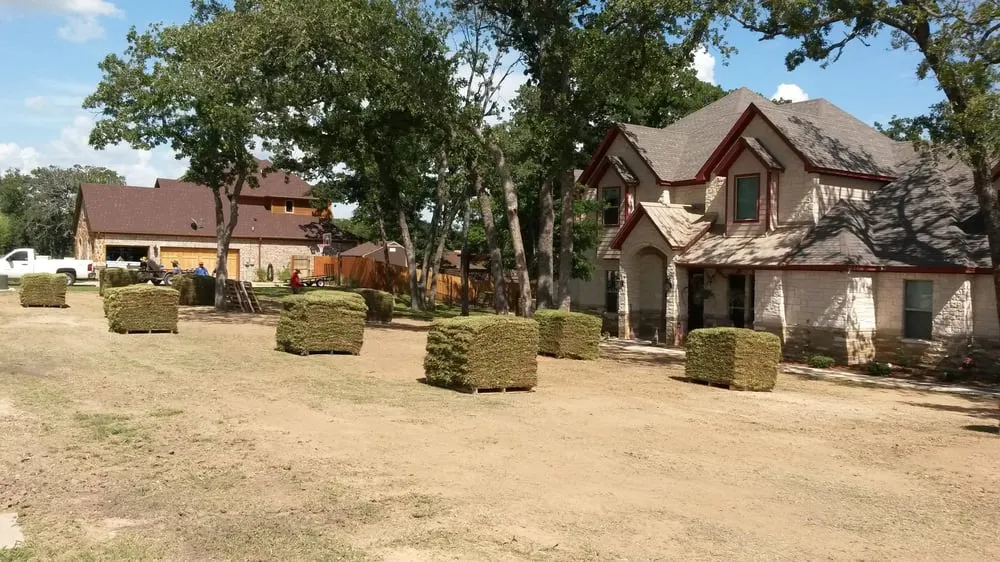 Affordable lawn mowing service near you in Weatherford, TX by JEC Landscapes