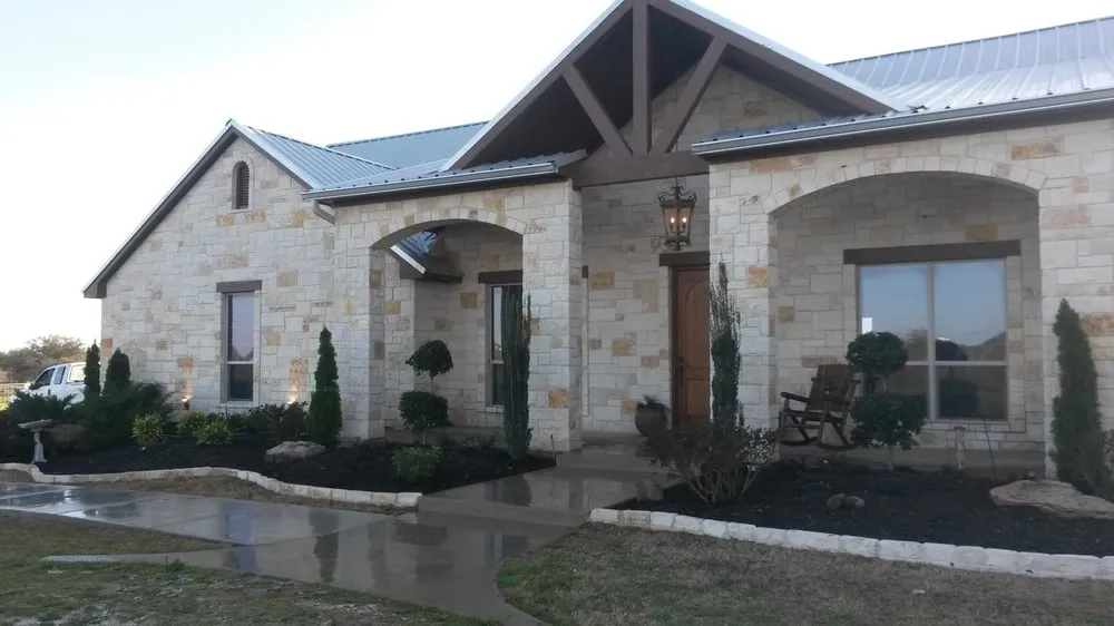 Affordable yard cleanup service experts serving Weatherford, TX - JEC Landscapes