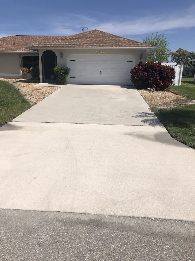 Affordable outdoor landscaping for year-round maintenance in Cape Coral, FL by Jedi Landscaping