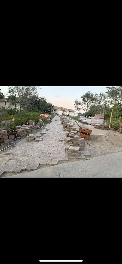 Reliable yard cleanup service near you across Escondido, CA - Jefe J's Services