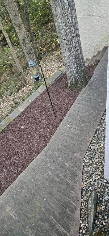 Reliable outdoor landscaping near you across Ballwin, MO - Jeff Baker & Sons