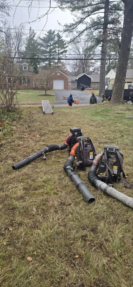 Trusted lawn care service experts serving Ballwin, MO - Jeff Baker & Sons