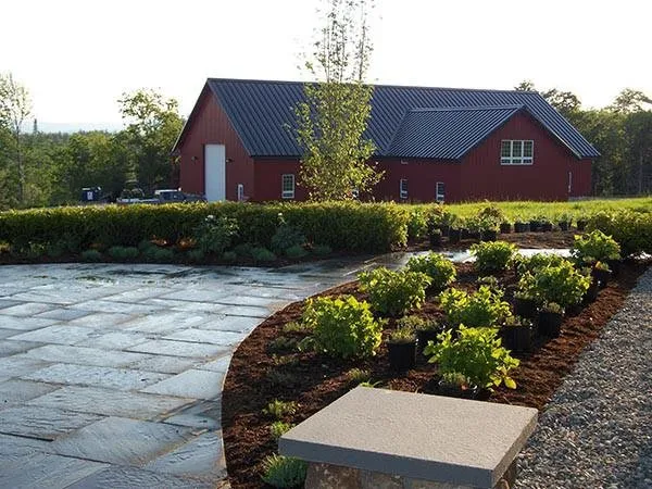 Trusted yard maintenance in East Hartford, CT by Jeff Hodges Landscapes Contractor