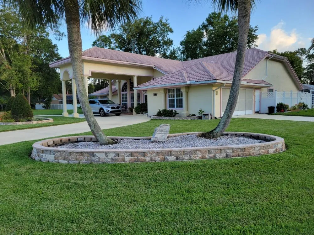 Trusted lawn care service in Ormond Beach, FL - Jeff Shults Landscapes