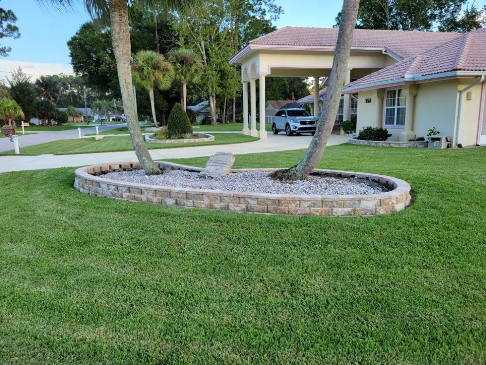 Custom residential landscaping in Ormond Beach, FL by Jeff Shults Landscapes