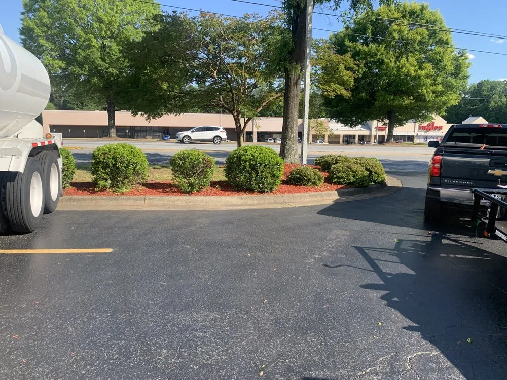 Top-rated lawn care service in Greenville, SC by Jefferson Landscaping