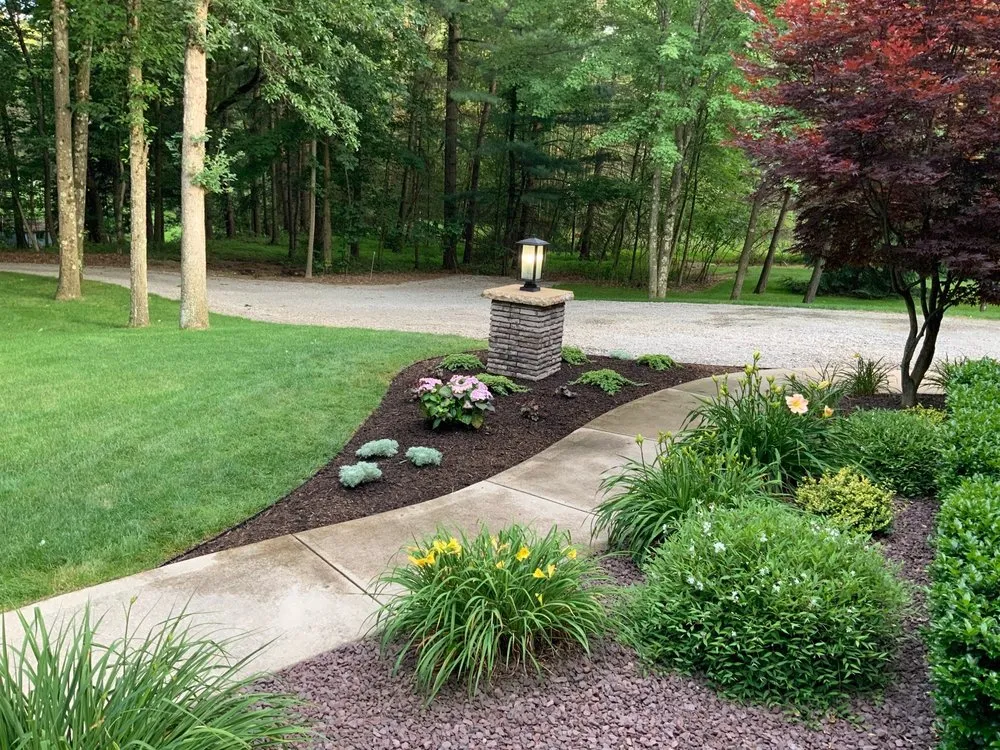 Top-rated residential landscaping in Gibsonia, PA by Jeffrey Paszek Design