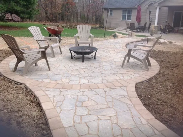 Top-rated yard cleanup service in Gibsonia, PA by Jeffrey Paszek Design