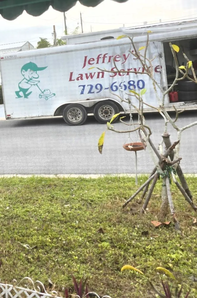 Custom lawn mowing service for year-round maintenance across Bradenton, FL - Jeffrey's Lawn Service