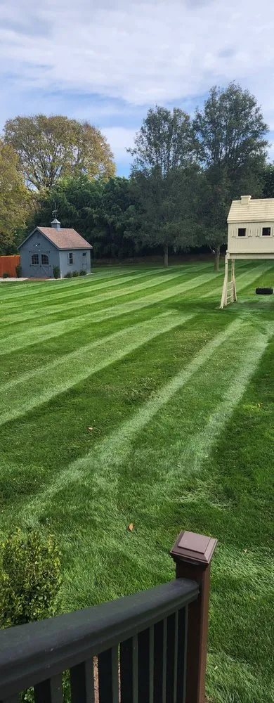 Professional lawn mowing service experts serving Phillipsburg, NJ - Jeff's Landscaping - Phillipsburg